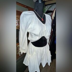 Gorgeous Muslin Style Romper With Bows